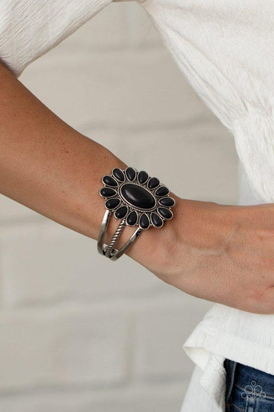 " Sedona Spring " Silver Metal & Black Stone Daisy Flower Cuff Bracelet