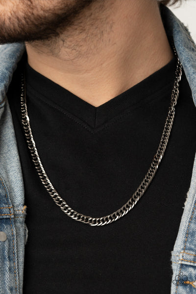 Paparazzi " Valiant Victor " Men's Gunmetal Diamond Cut Curb Chain Link Necklace