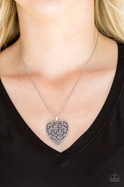 Paparazzi " Look into your Heart " Silver Open Filigree Heart Necklace Set