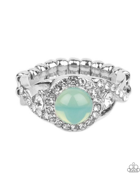 "New Age Nirvana" Silver Metal & Green Opalescent Stone Elastic Back Ring