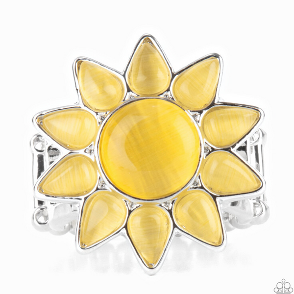 "Blossoming Sunbeams" Silver Metal & Yellow Cat's Eye Sun/Flower Elastic Back Ring